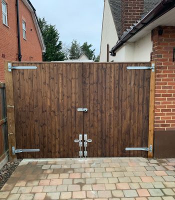 Closeboard Tongue and Groove 3 - Residential Gates - Hayward Fencing - Essex
